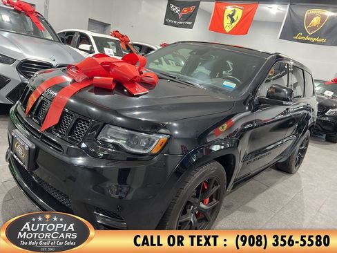 Used 2020 Jeep Grand Cherokee SRT AWD/4WD image 2