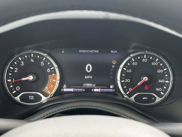 Used 2021 Jeep Renegade Latitude w/ Luxury Group I FWD image 33