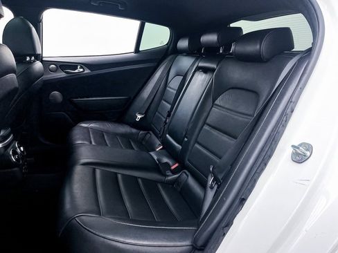 Used 2020 Kia Stinger GT2 image 36