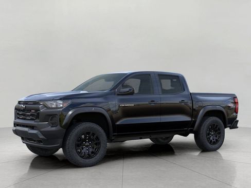 New 2026 Chevrolet Colorado Trail Boss AWD/4WD image 2