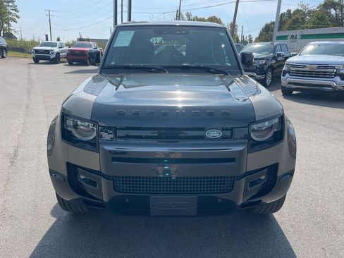 Used 2024 Land Rover Defender 110 X image 8