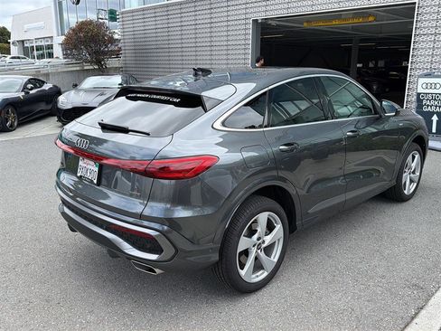 Used 2025 Audi Q5 Premium Plus w/ Premium Plus AWD/4WD image 6