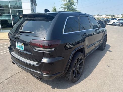 Used 2014 Jeep Grand Cherokee Altitude AWD/4WD image 7