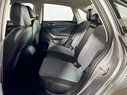New 2026 Volkswagen Jetta SE FWD image 20