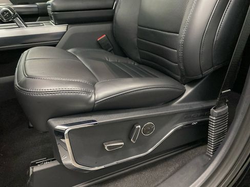 New 2025 Ford F150 Platinum w/ FX4 Off-Road Package image 17