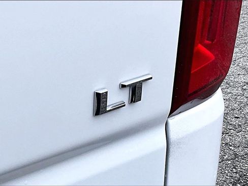 Certified 2021 Chevrolet Silverado 1500 LT Trail Boss w/ Convenience Package II image 22