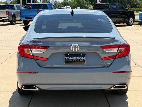 Used 2022 Honda Accord Sport image 3