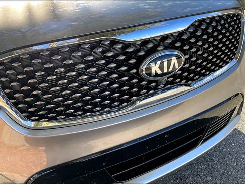 Used 2016 Kia Sorento SX w/ SXL Technology Package image 30