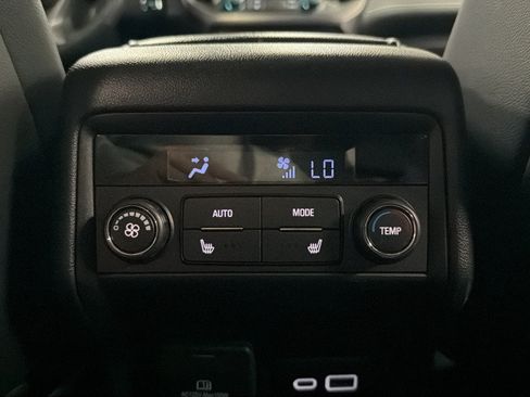 Used 2023 GMC Acadia AT4 w/ GMC Pro Grade Package AWD/4WD image 39
