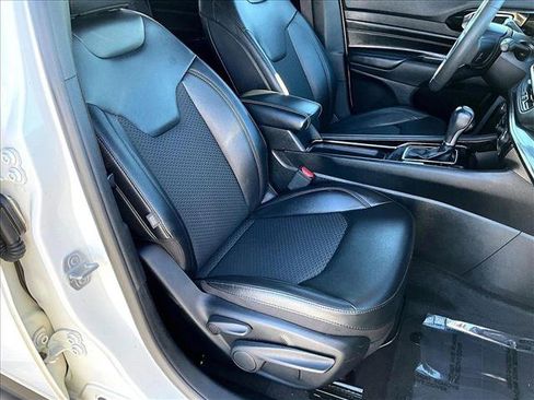 Used 2022 Jeep Compass Altitude image 9