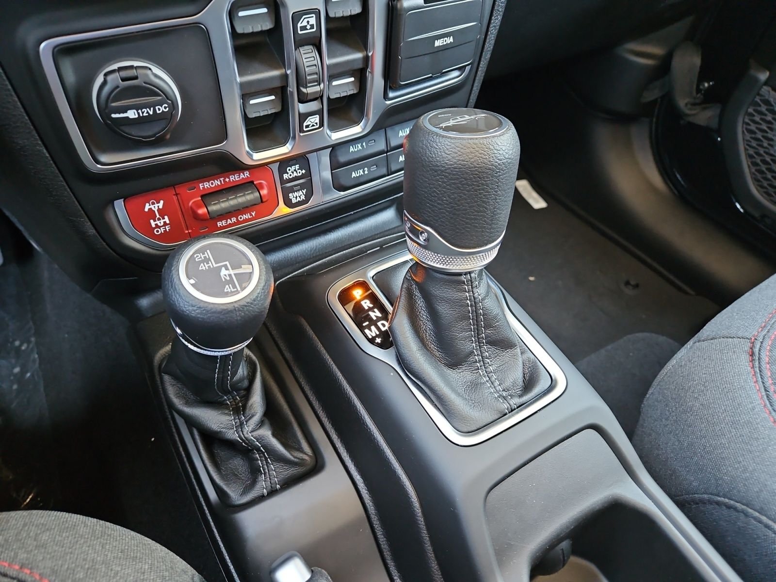 New 2026 Jeep Gladiator Rubicon AWD/4WD image 27