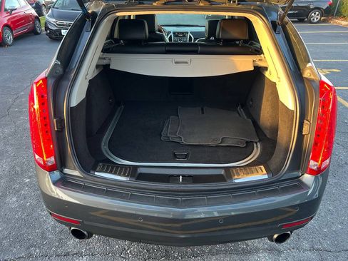 Used 2011 Cadillac SRX Luxury FWD image 16