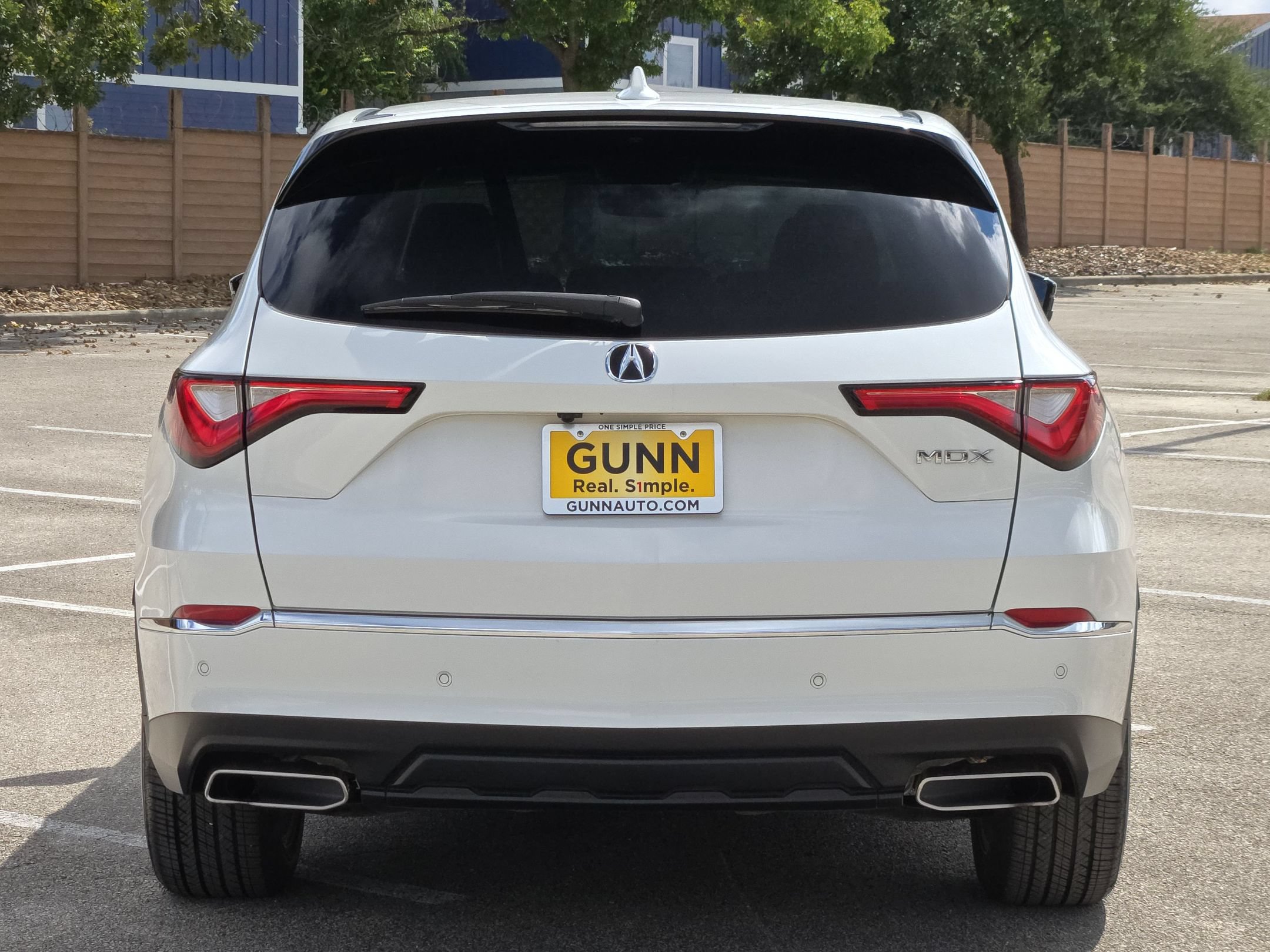 Used 2022 Acura MDX w/ Technology Package FWD image 4