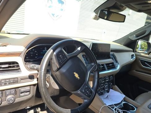 Used 2023 Chevrolet Suburban Premier w/ Max Trailering Package AWD/4WD image 9
