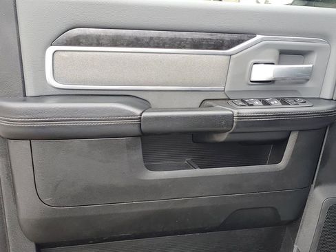 Used 2022 RAM 2500 Big Horn w/ Level A Equipment Group image 9