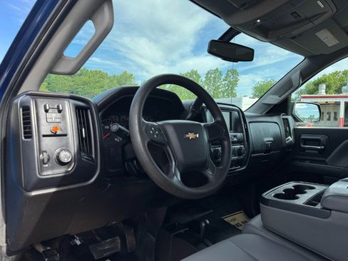 Used 2016 Chevrolet Silverado 2500 W/T w/ WT Convenience Package AWD/4WD image 14