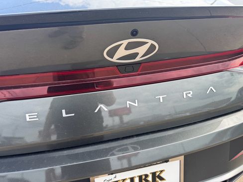 Used 2026 Hyundai Elantra Sport FWD image 11