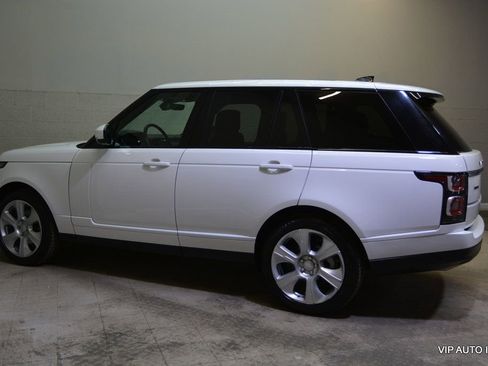 Used 2018 Land Rover Range Rover HSE image 30