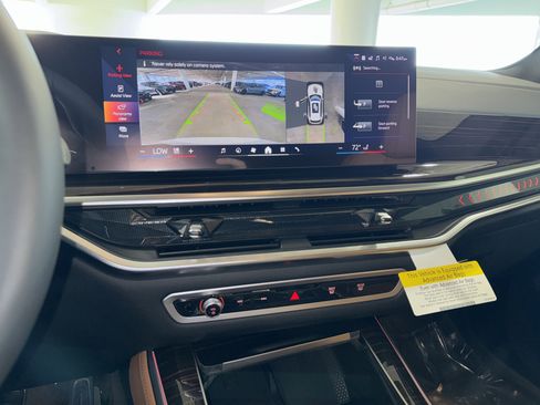 New 2026 BMW X5 xDrive50e w/ M Sport Package image 19