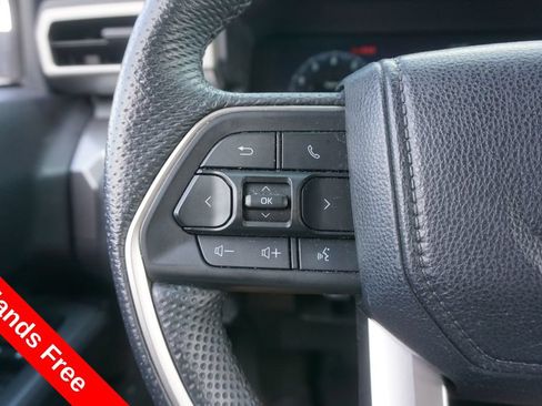 Used 2024 Toyota Tacoma TRD Off-Road AWD/4WD image 4