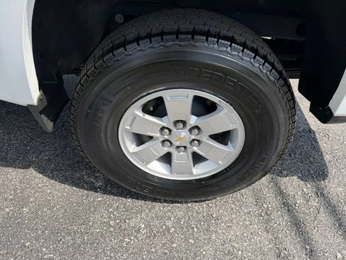 Used 2019 Chevrolet Colorado W/T w/ WT Convenience Package RWD image 38