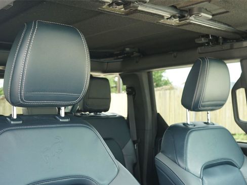 Certified 2022 Ford Bronco Outer Banks AWD/4WD image 30