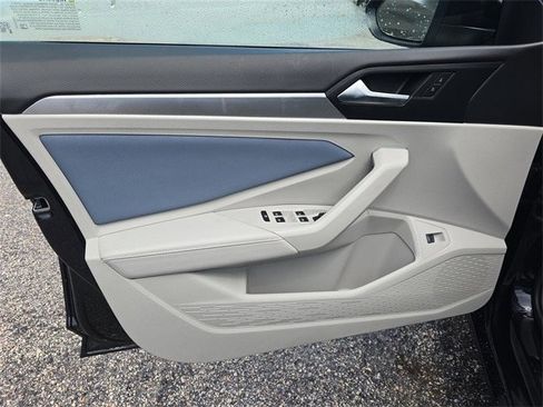 New 2025 Volkswagen Jetta SE image 20