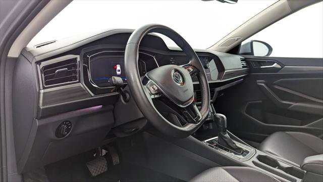 Used 2020 Volkswagen Jetta SEL FWD image 23