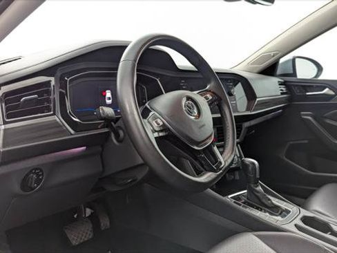 Used 2020 Volkswagen Jetta SEL FWD image 23