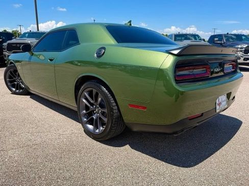 Used 2023 Dodge Challenger R/T Scat Pack w/ Plus Package RWD image 11
