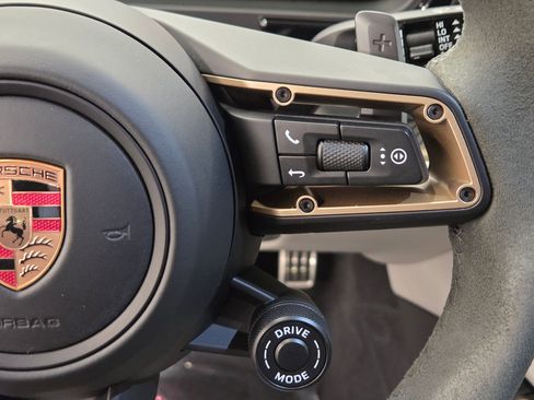 Certified 2025 Porsche Cayenne GTS image 19