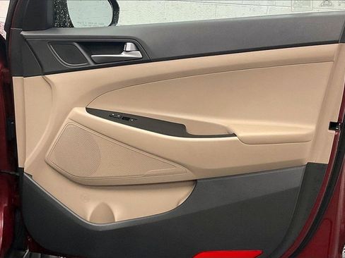 Used 2016 Hyundai Tucson SE w/ Option Group 02 image 23