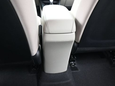 Used 2023 Kia Soul LX FWD image 33