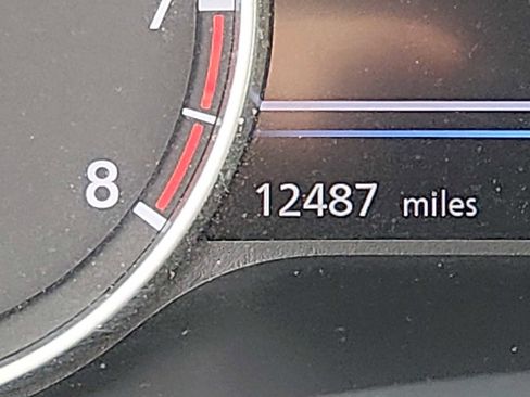 Used 2024 Nissan Sentra SV image 18