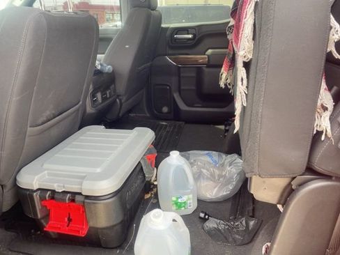 Used 2021 Chevrolet Silverado 1500 LT Trail Boss w/ Bed Protection Package image 9