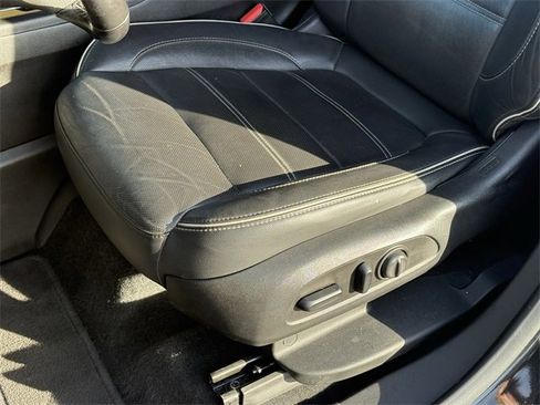 Used 2019 GMC Acadia Denali image 14