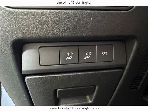 Used 2024 MAZDA MAZDA3 Hatchback w/Premium Plus Pkg image 36