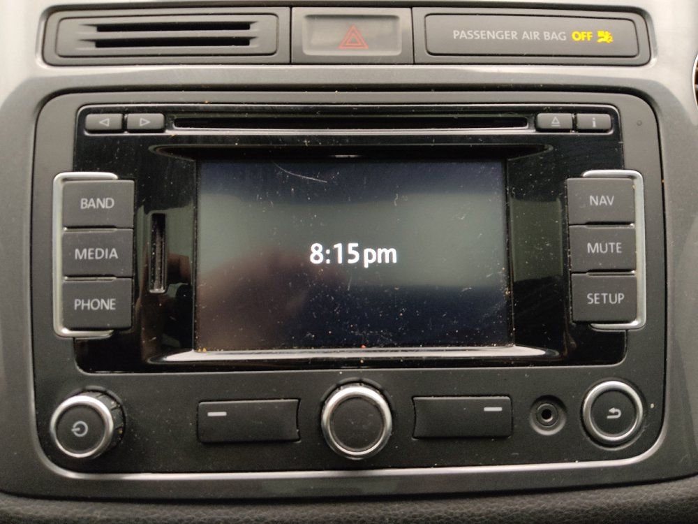Used 2015 Volkswagen Tiguan SEL FWD image 25