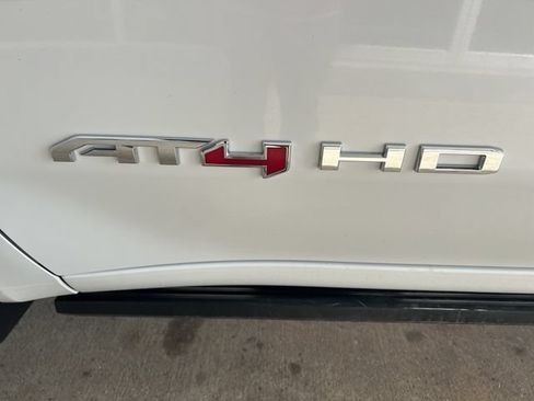 Used 2025 GMC Sierra 2500 AT4 w/ AT4 Premium Plus Package AWD/4WD image 30