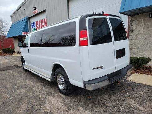 Used 2015 Chevrolet Express 3500 LS image 4