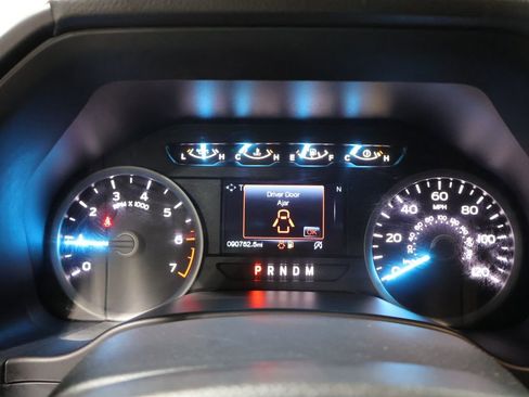 Used 2018 Ford F150 XLT w/ Equipment Group 302A Luxury AWD/4WD image 39