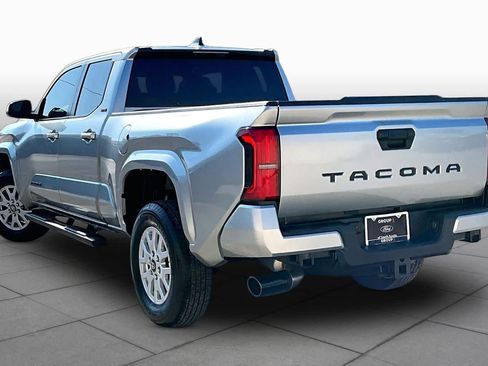 Used 2025 Toyota Tacoma SR5 RWD image 6