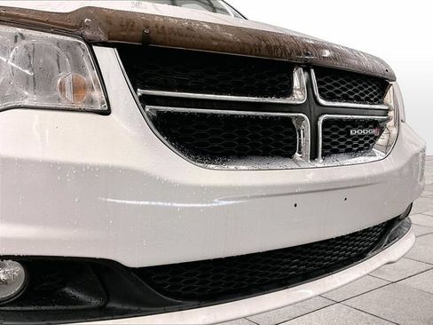 Used 2019 Dodge Grand Caravan SXT FWD image 31
