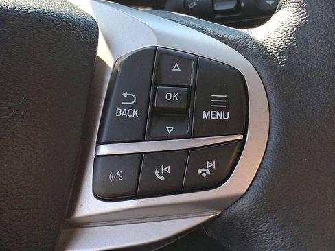 Used 2022 Ford Explorer XLT w/ Equipment Group 202A AWD/4WD image 20