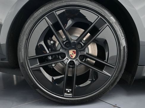 New 2026 Porsche Taycan 4S image 26