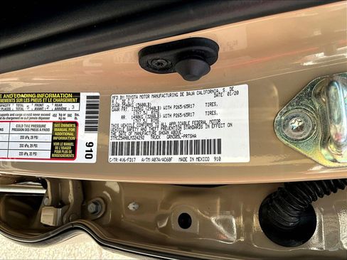 Used 2020 Toyota Tacoma TRD Sport AWD/4WD image 19