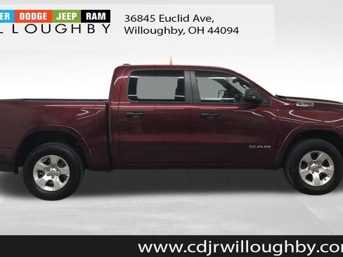 Certified 2025 RAM 1500 Big Horn AWD/4WD image 4
