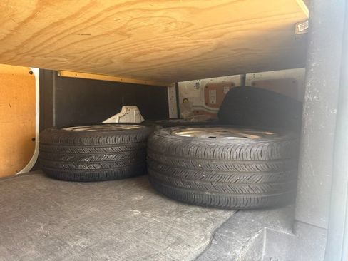 Used 2016 Ford Transit Connect XLT FWD image 8