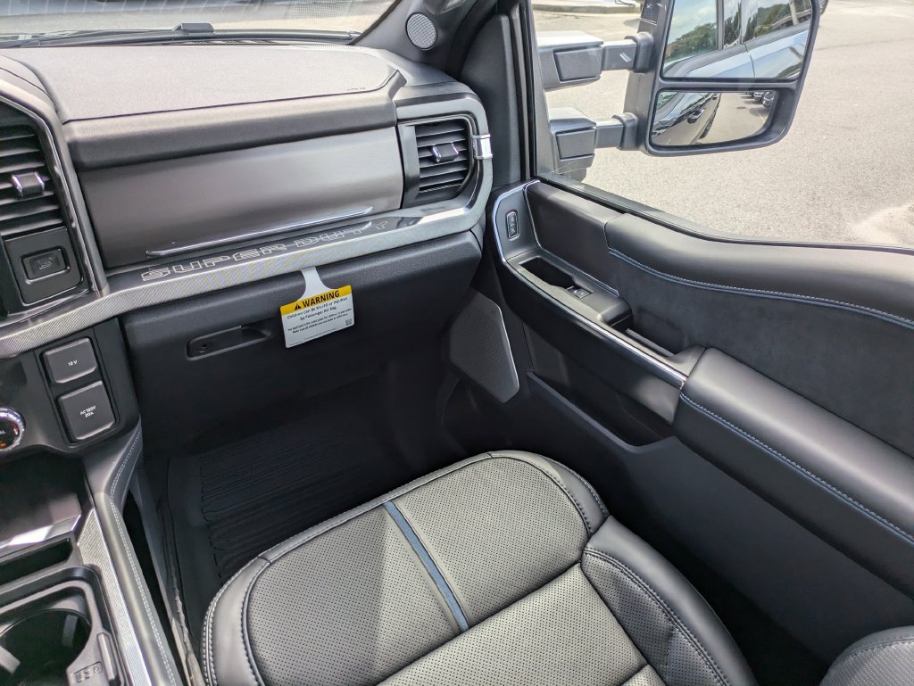 New 2026 Ford F250 Platinum AWD/4WD image 17