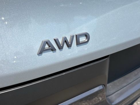 Used 2025 Nissan Murano SL AWD/4WD image 10